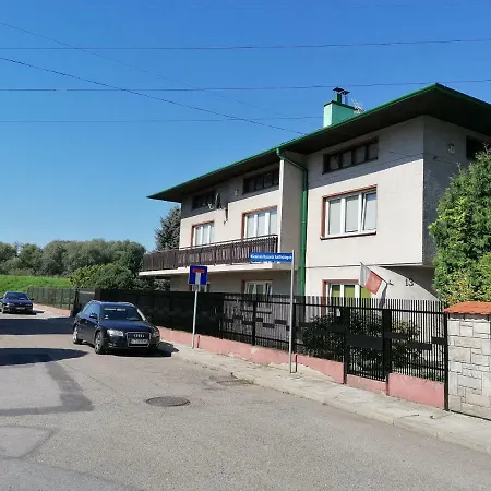 Robi Apartament Konukevi *