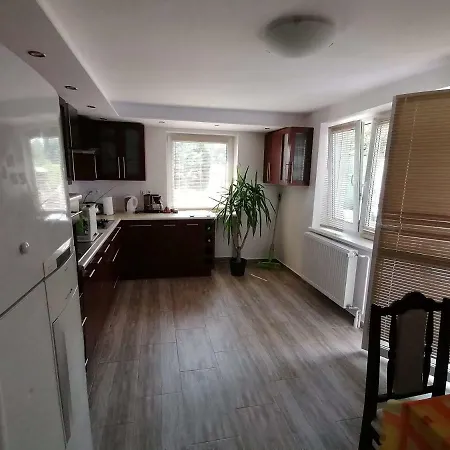 Robi Apartament Konukevi